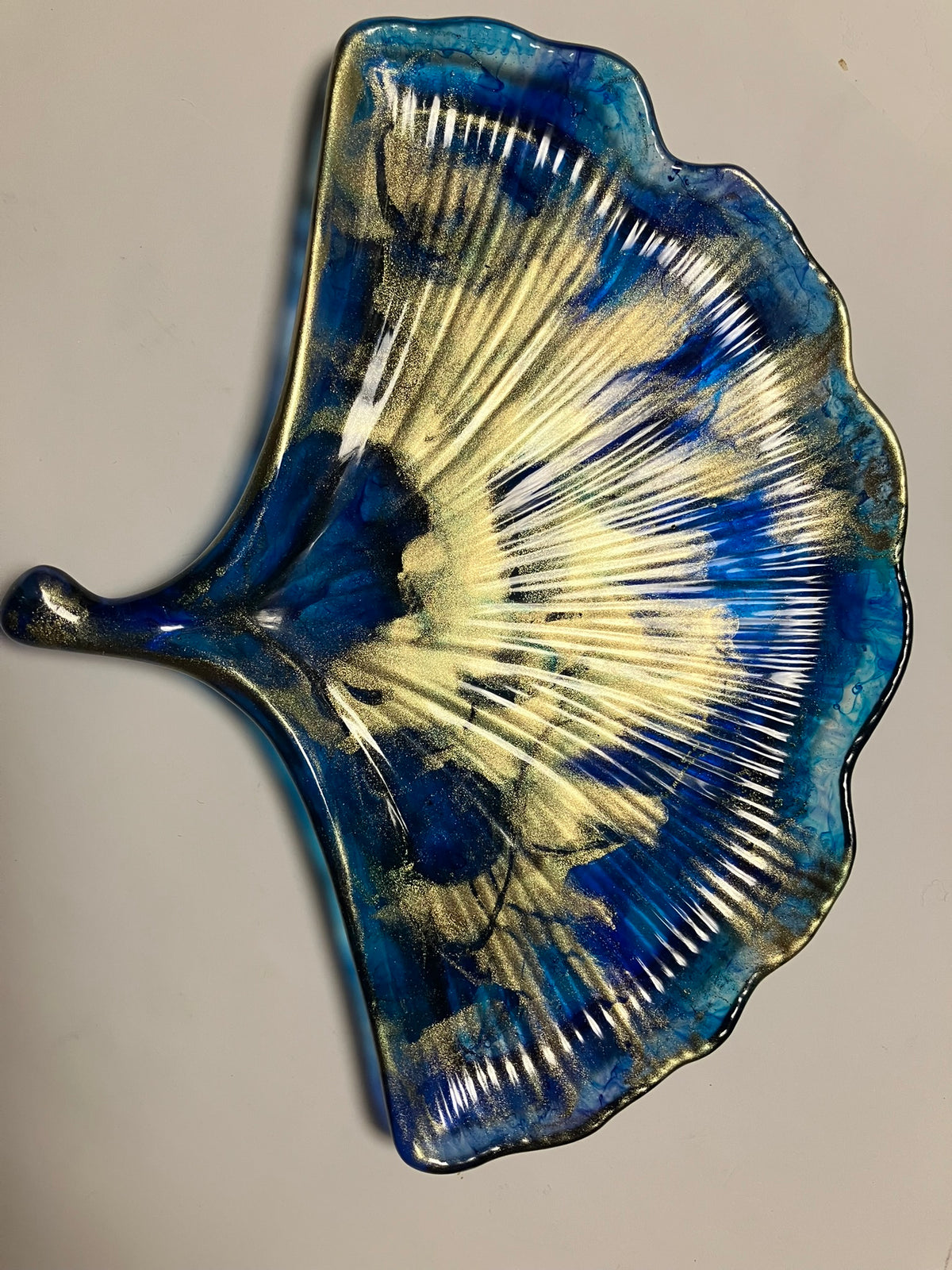 Dekoschale Ginkgo aus Resin – handgefertigtes Unikat